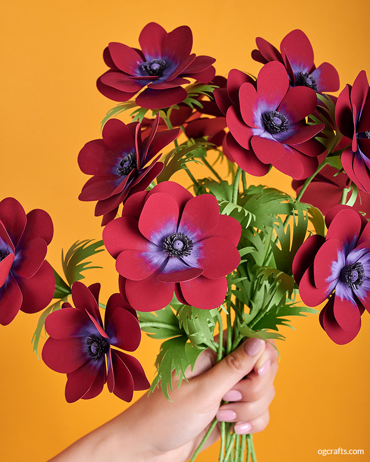 Miniature flowers bouquet with anemones (wind flowers) 💙 Easy Polymer clay  tutorial 