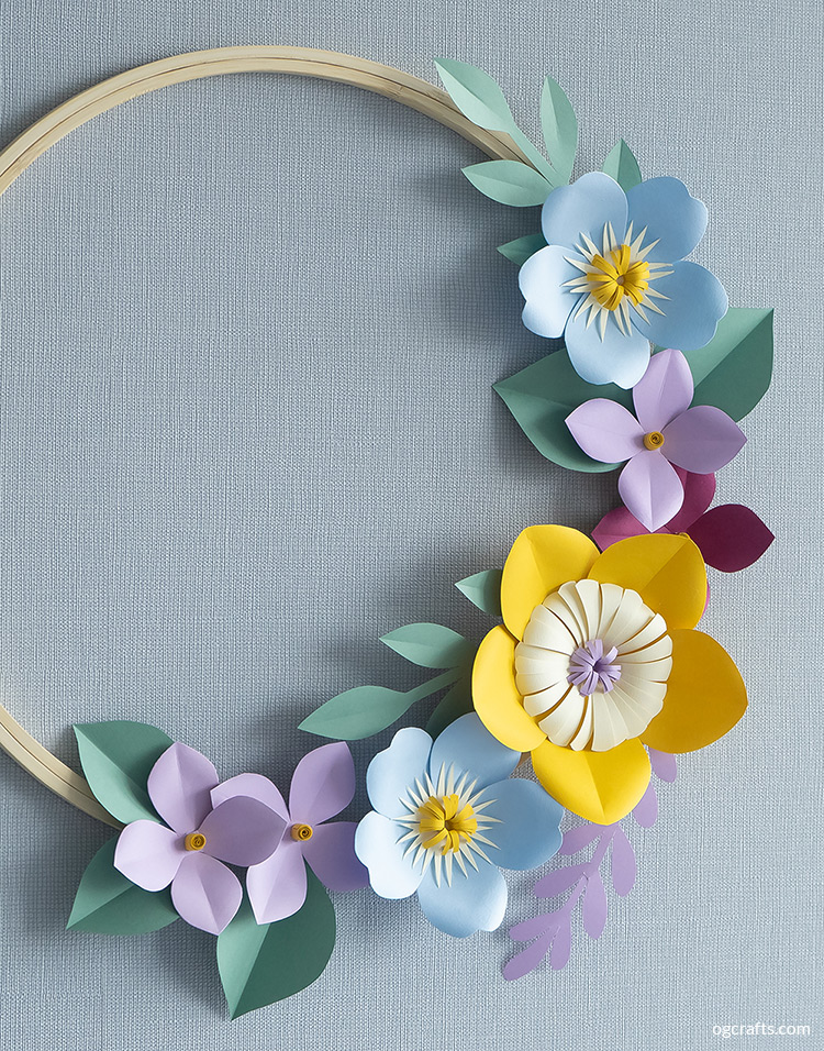 Easy Paper Wreath