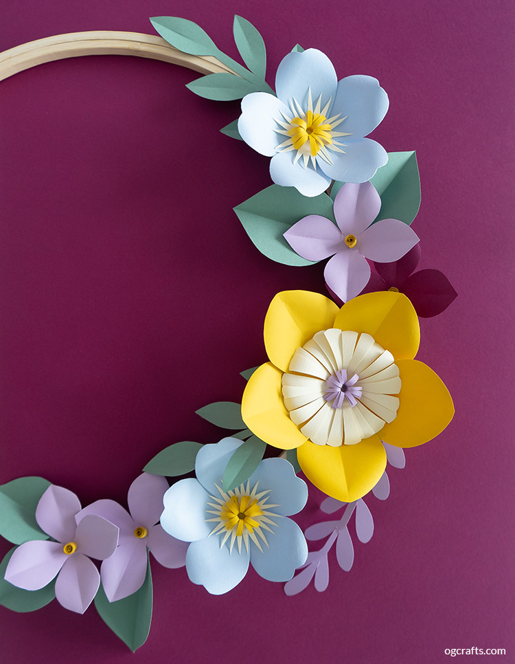 Easy Paper Wreath